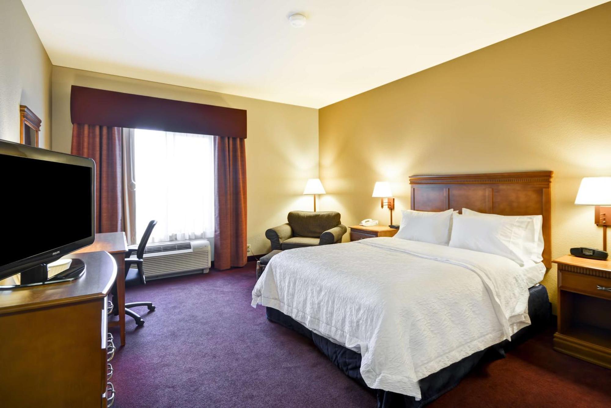 Hampton Inn Бозмен Екстер'єр фото
